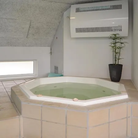 Five-bedroom Holiday In Сasa de vacaciones