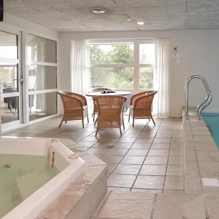 Сasa de vacaciones Five-bedroom Holiday In Blåvand