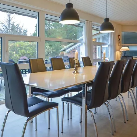 Сasa de vacaciones Five-bedroom Holiday In Blåvand