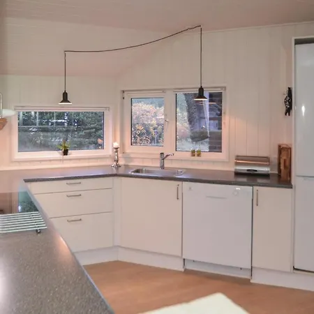 Five-bedroom Holiday In Сasa de vacaciones *