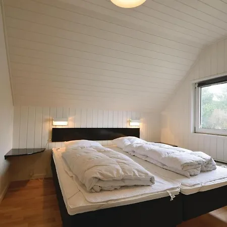 Five-bedroom Holiday In