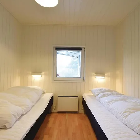Five-bedroom Holiday In *